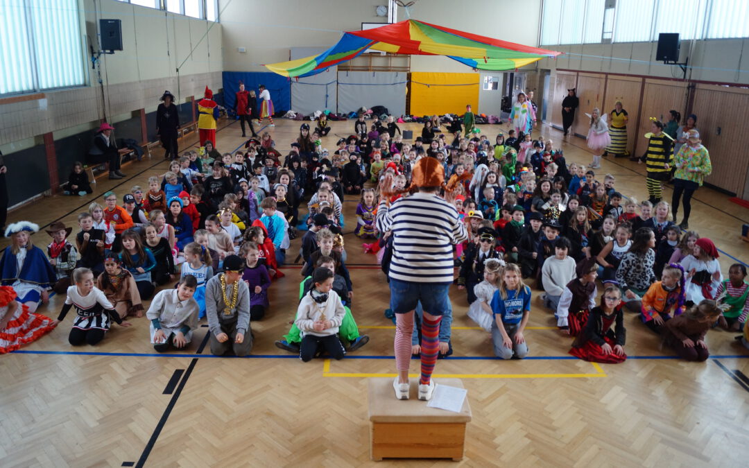 Fasching an der Regenbogenschule